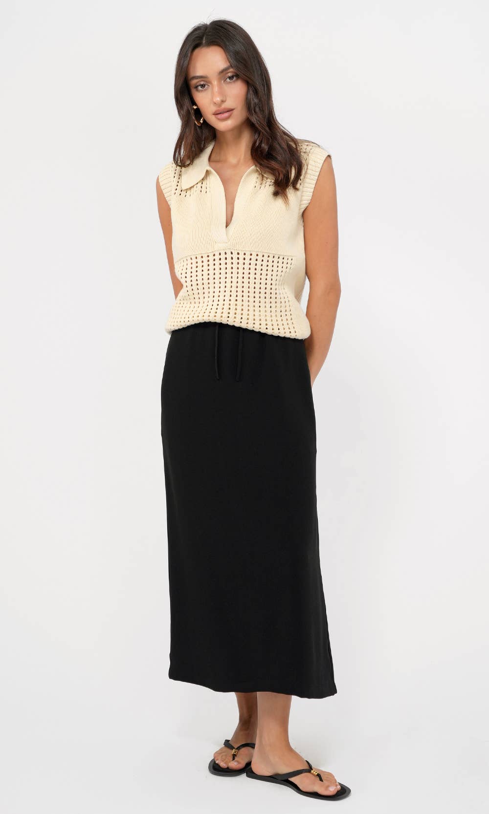 Collared Sleeveless Pointelle Knit Top