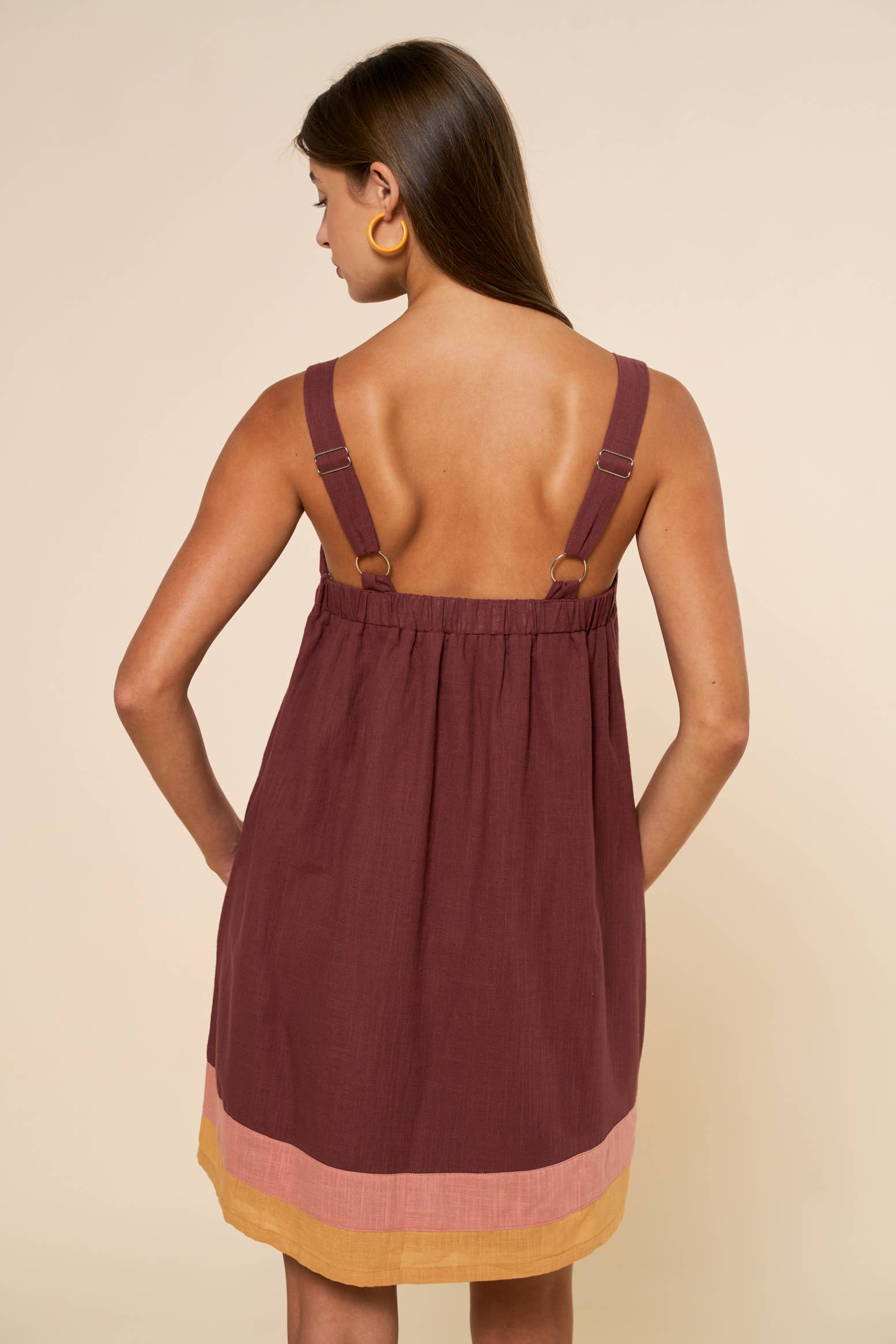 Color Block Sleeveless Mini Dress