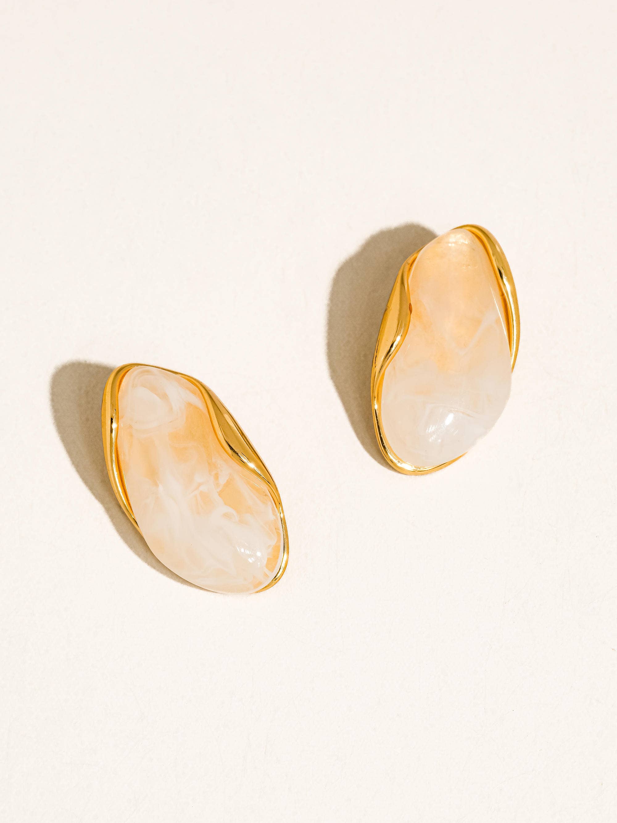 Maélie 18K Gold Resin Drop Earrings