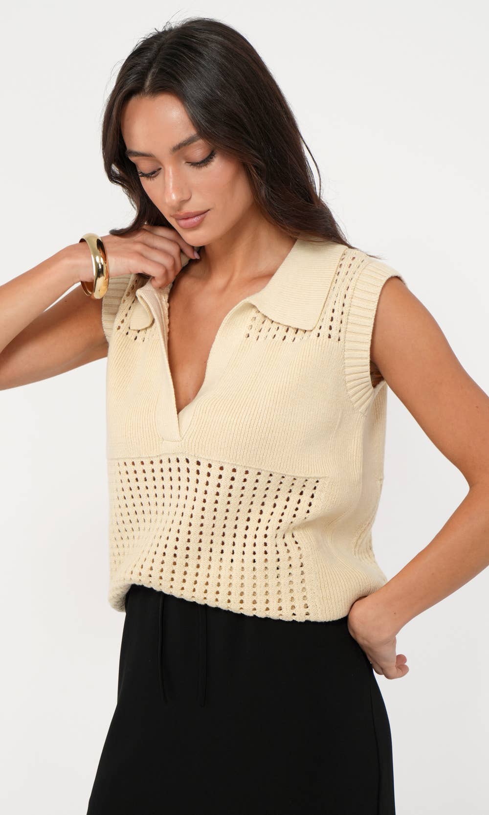 Collared Sleeveless Pointelle Knit Top