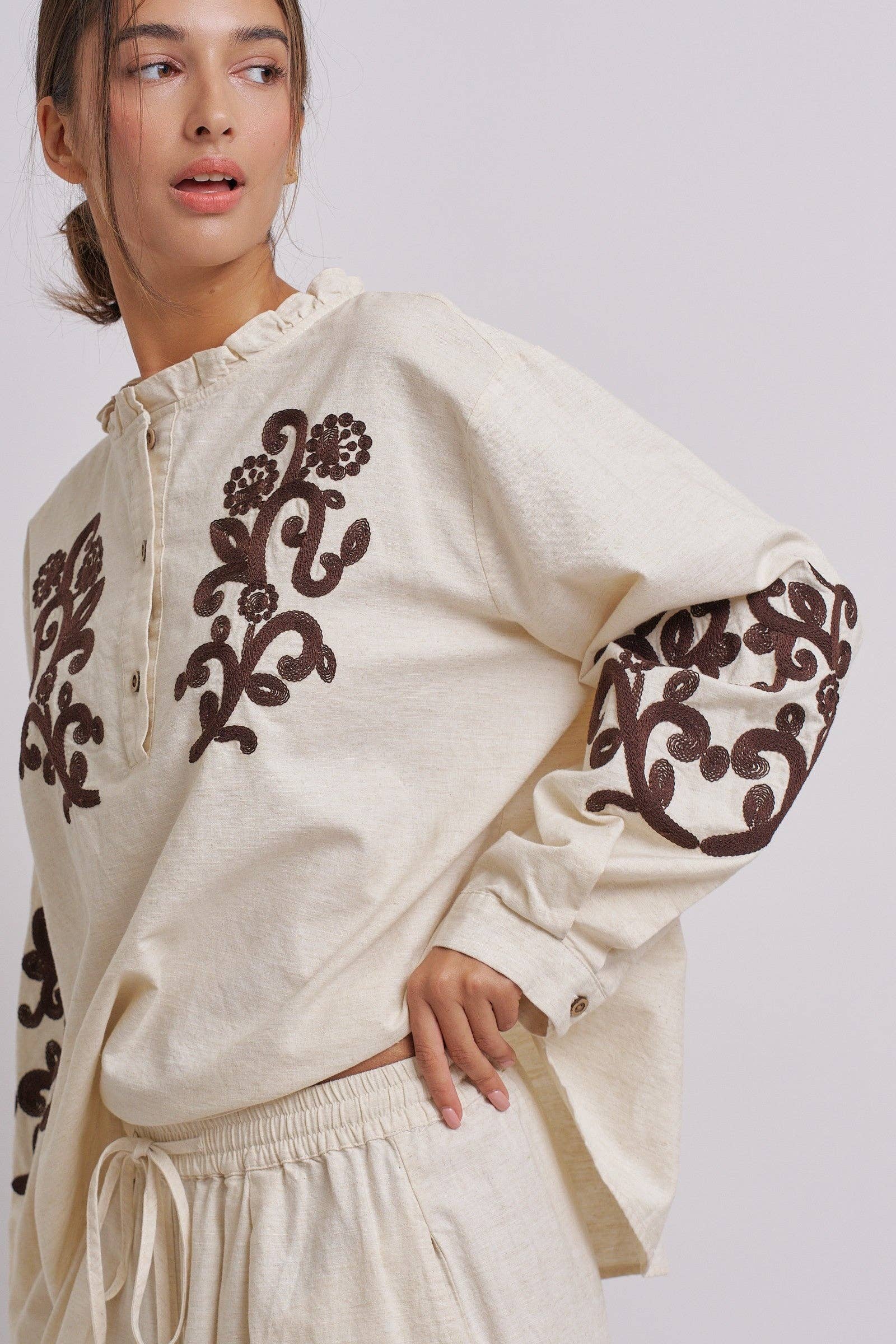 Linen Blouse With Ruffle Collar