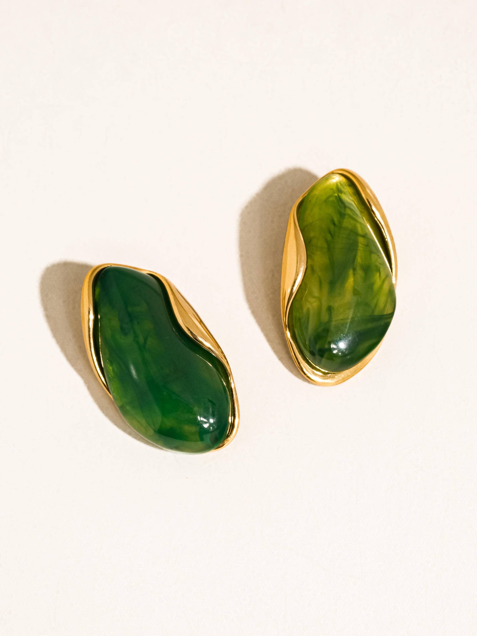 Maélie 18K Gold Resin Drop Earrings