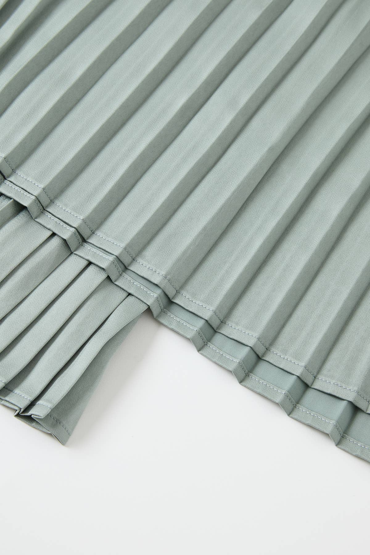 Pleated Wide Leg Pants