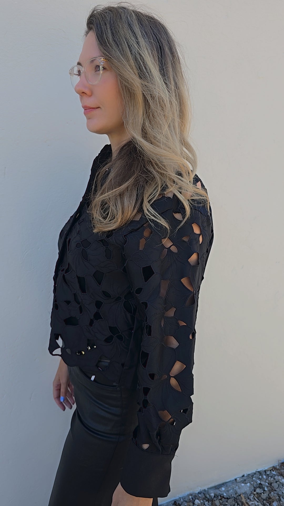 Floral Embroidery Blouse