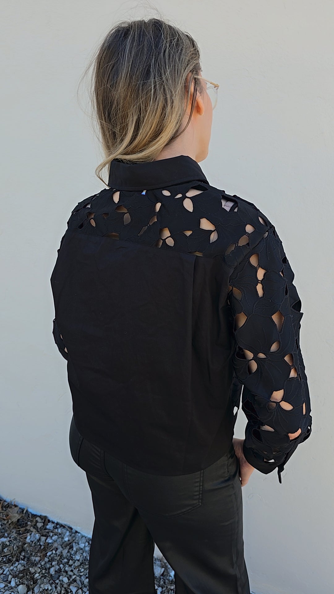 Floral Embroidery Blouse