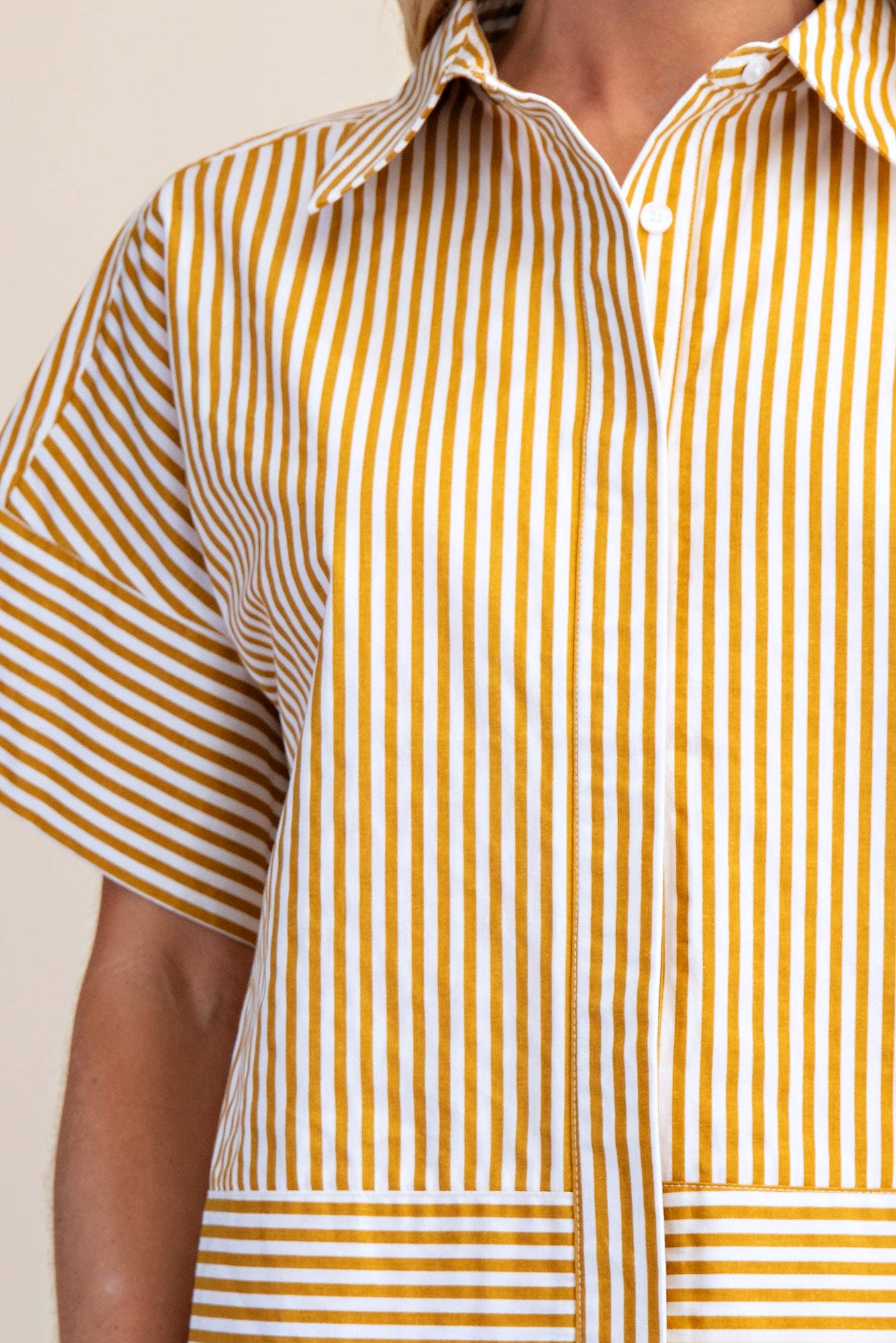 Neck Band Short Sleeve Button Down Top