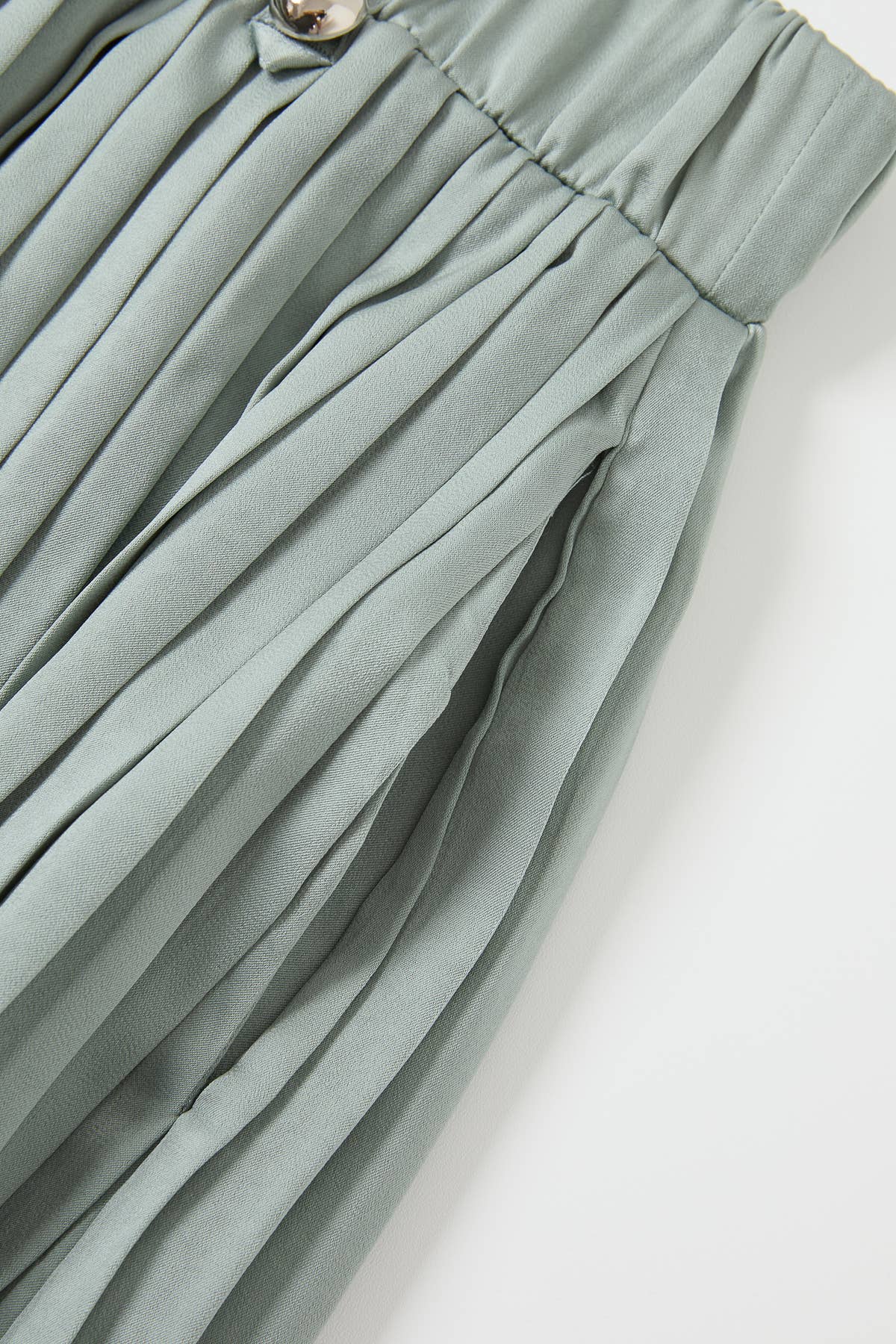 Pleated Wide Leg Pants