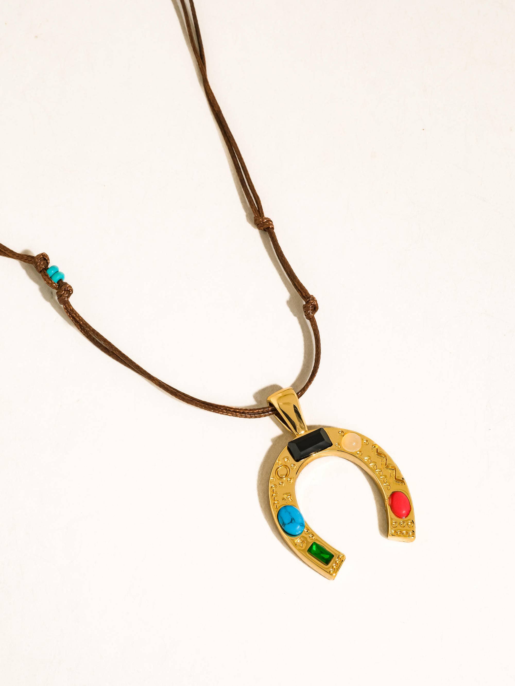 18K Gold Western Large Horseshoe Necklace