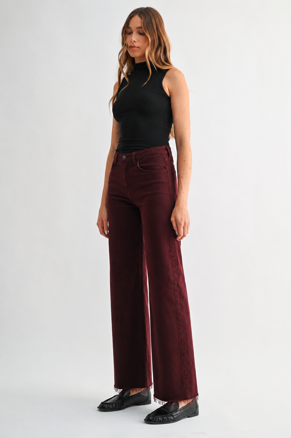 BLACK CHERRY PAOLA A LINE WIDE SCISSOR CUT