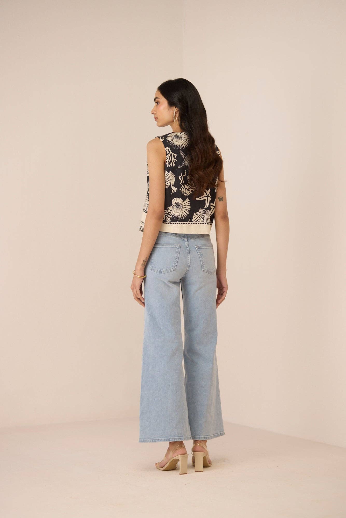 Coastal Shell Print Vest Women's Top