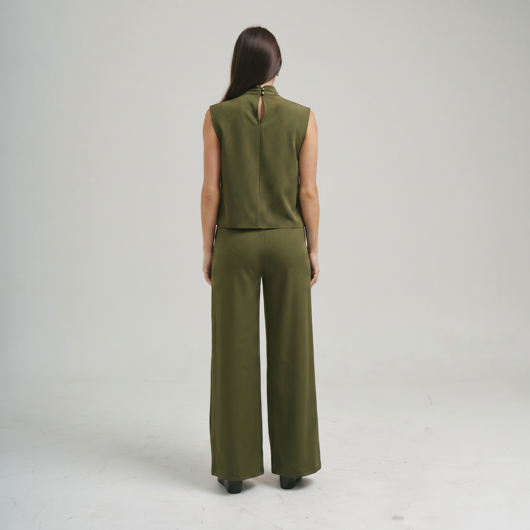 Sleeveless draped top