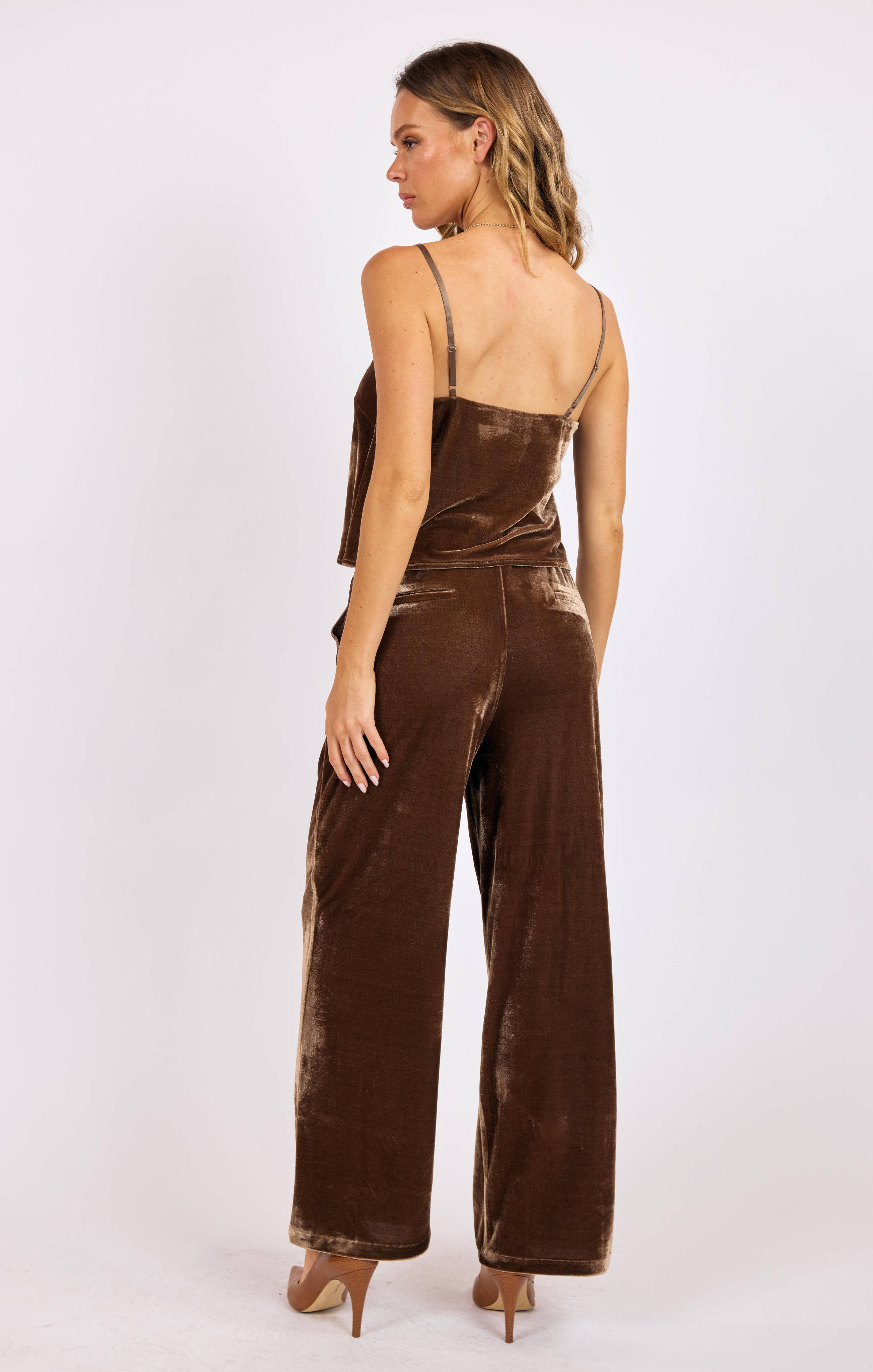 Twilight Spell Stretch Velvet Pin Tuck Trousers : MOCHA