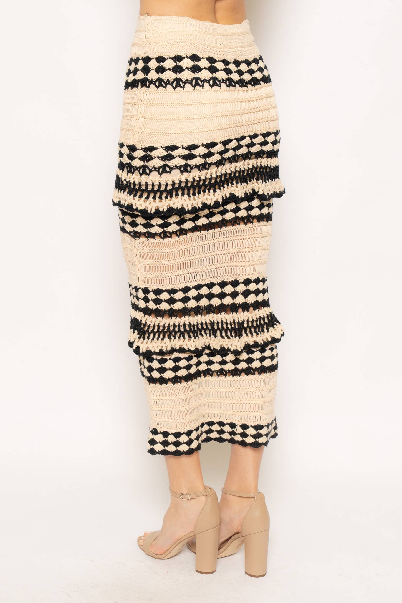 CROCHET RUFFLE MAXI SKIRT