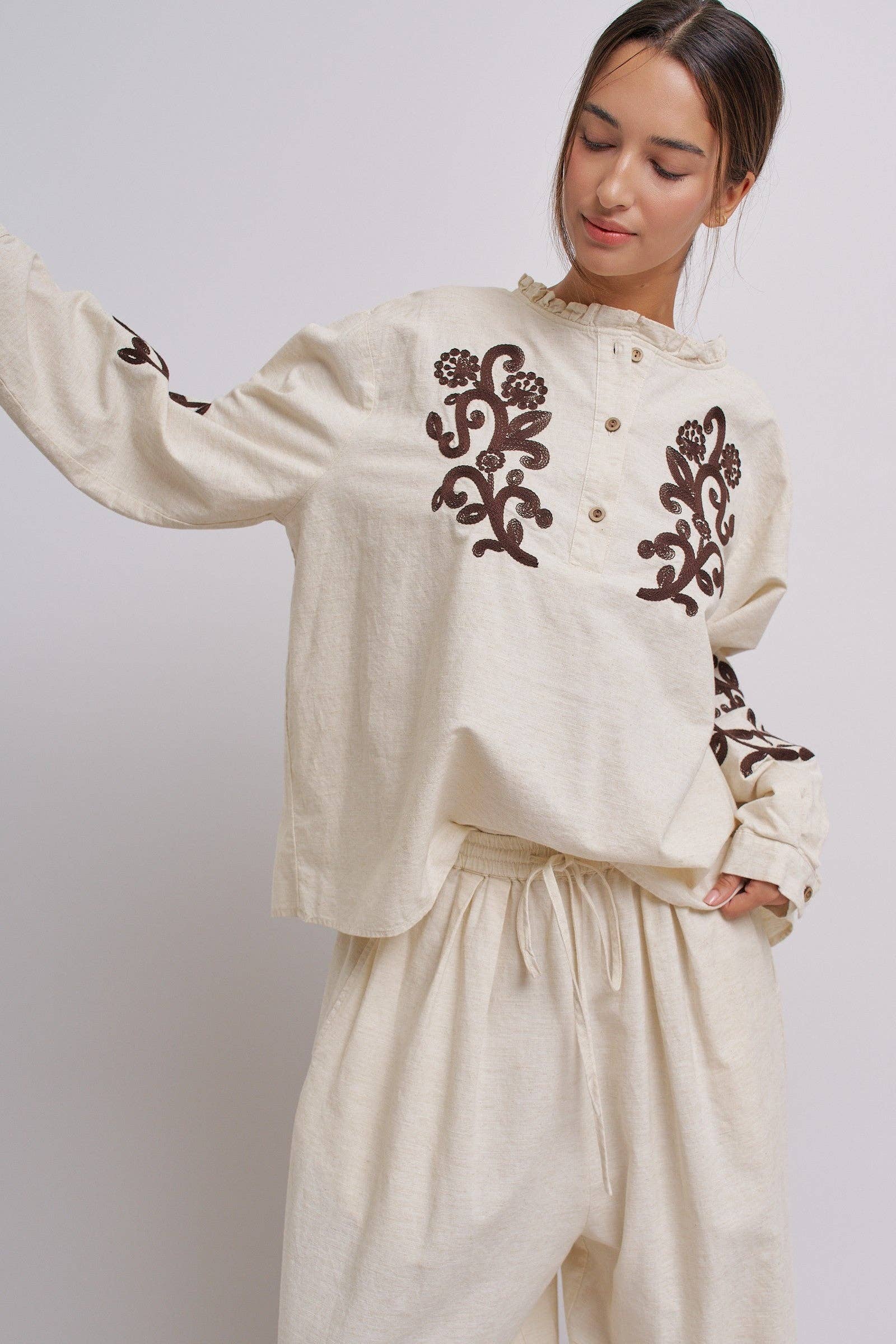 Linen Blouse With Ruffle Collar