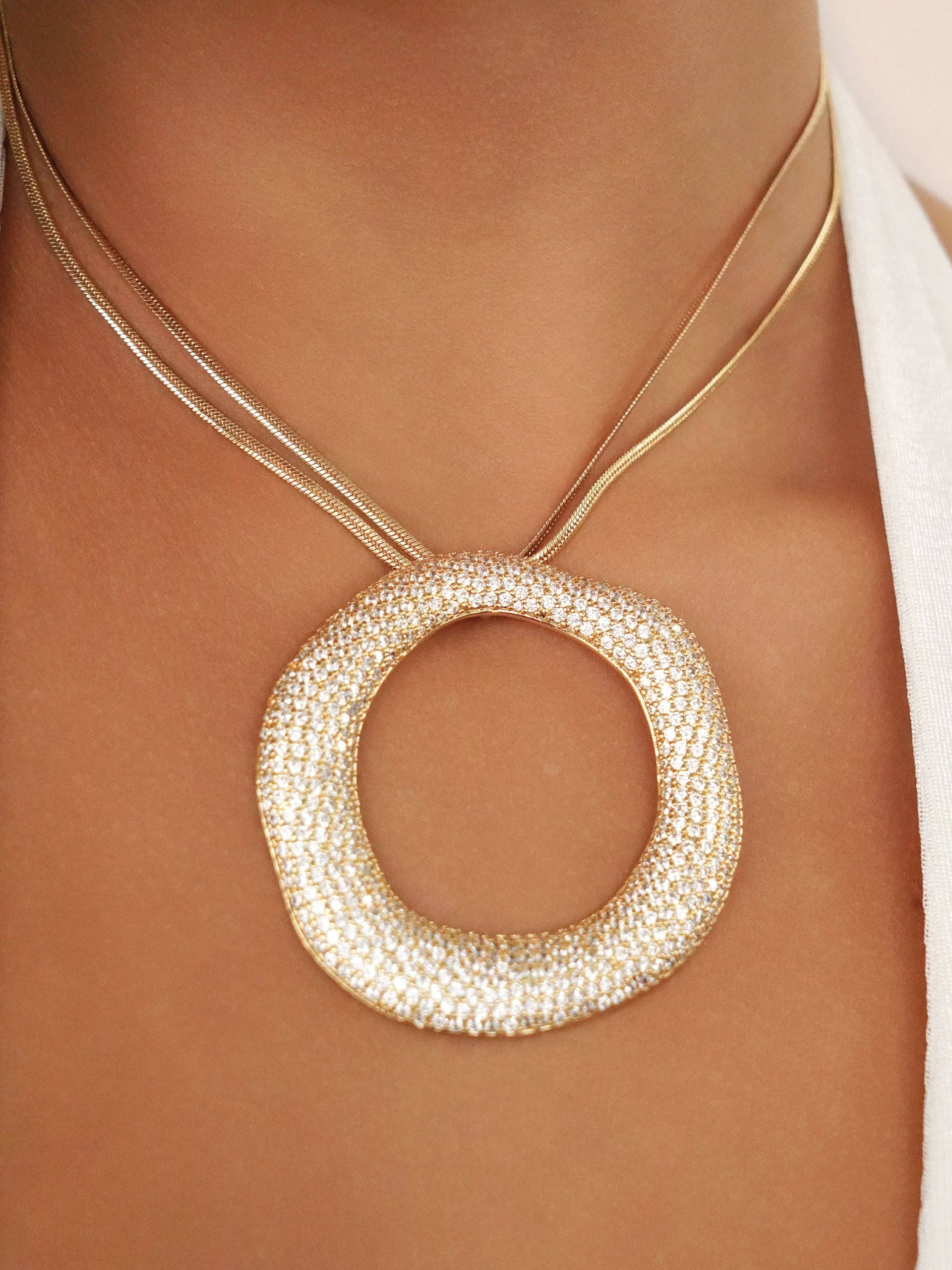 Open Circle Pavè Necklace