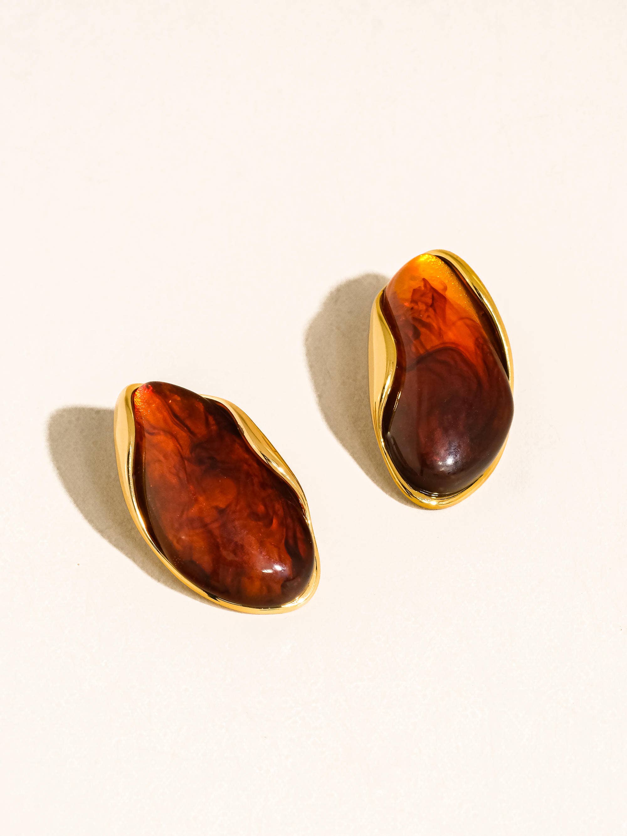 Maélie 18K Gold Resin Drop Earrings