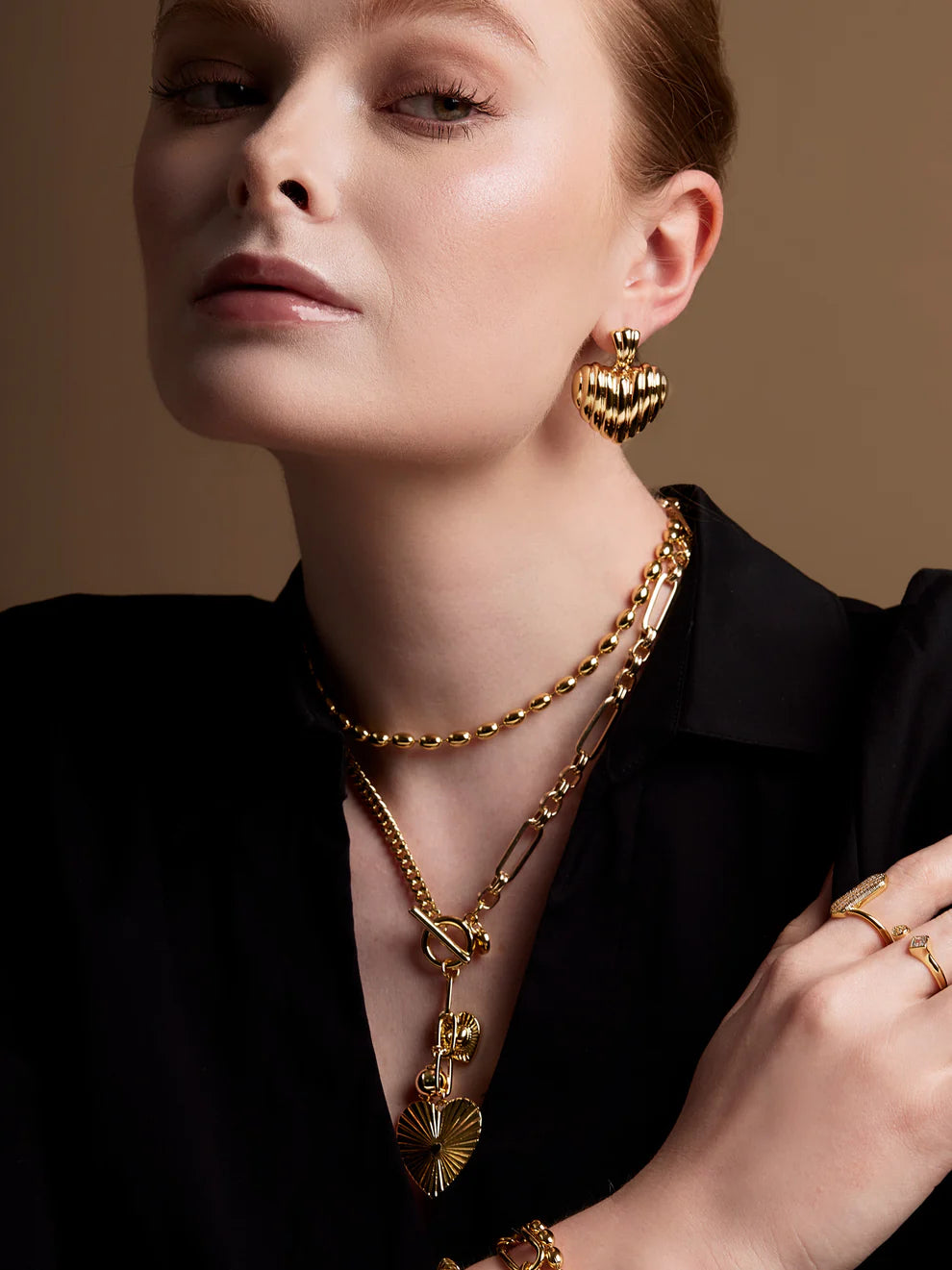 Ridged Heart Charm Toggle Short Necklace