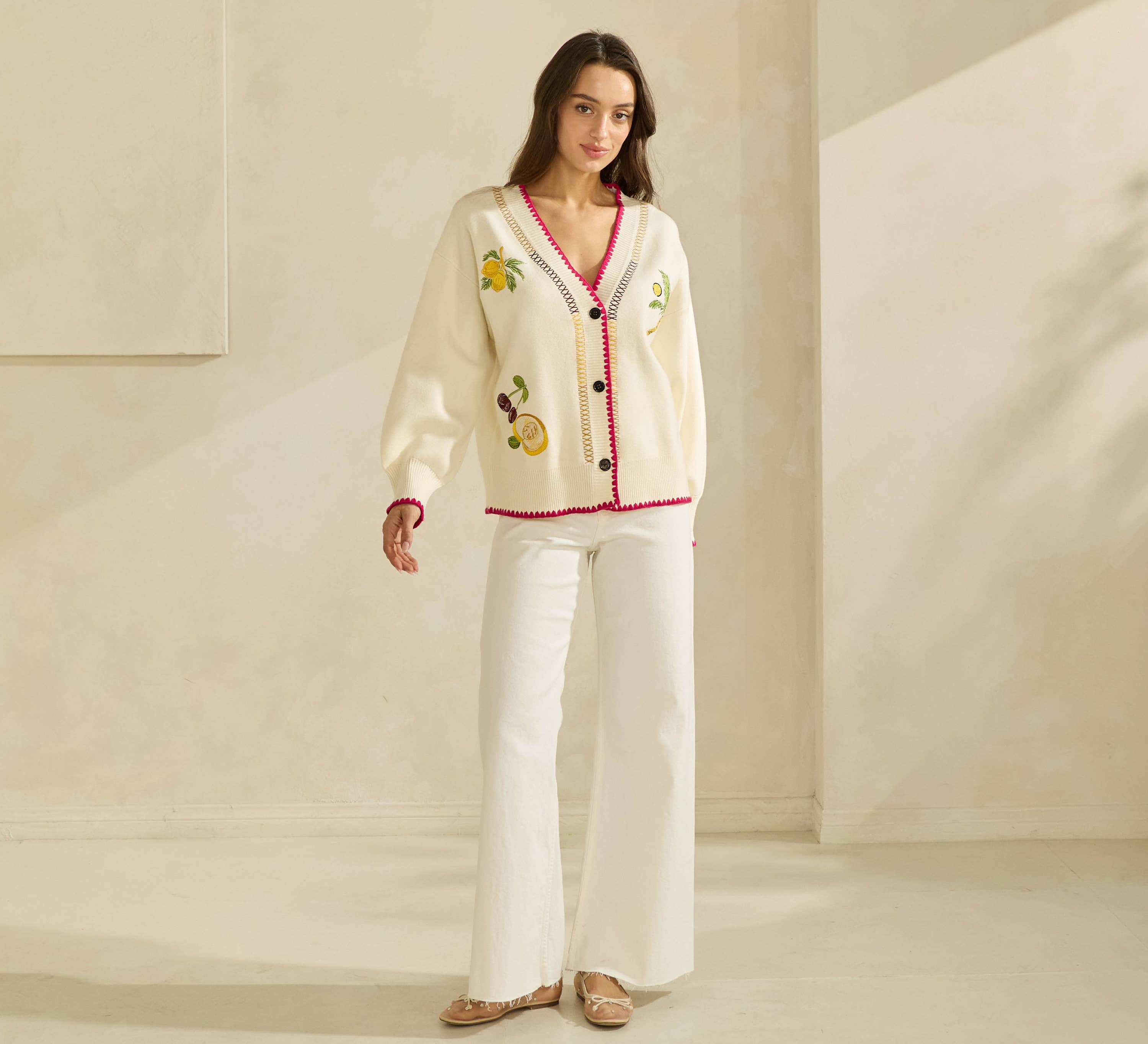 Embroidered V-neck Cardigan