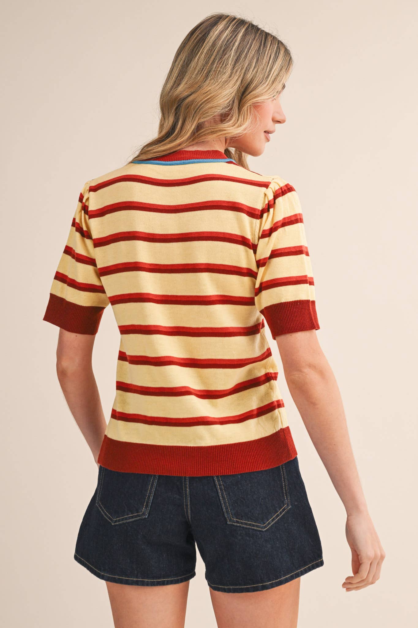 STRIPED SHORT SLEEVE SWEATER