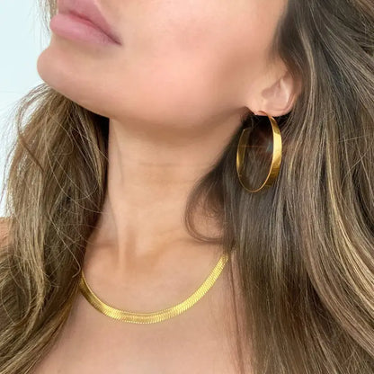 Paola Herringbone Necklace