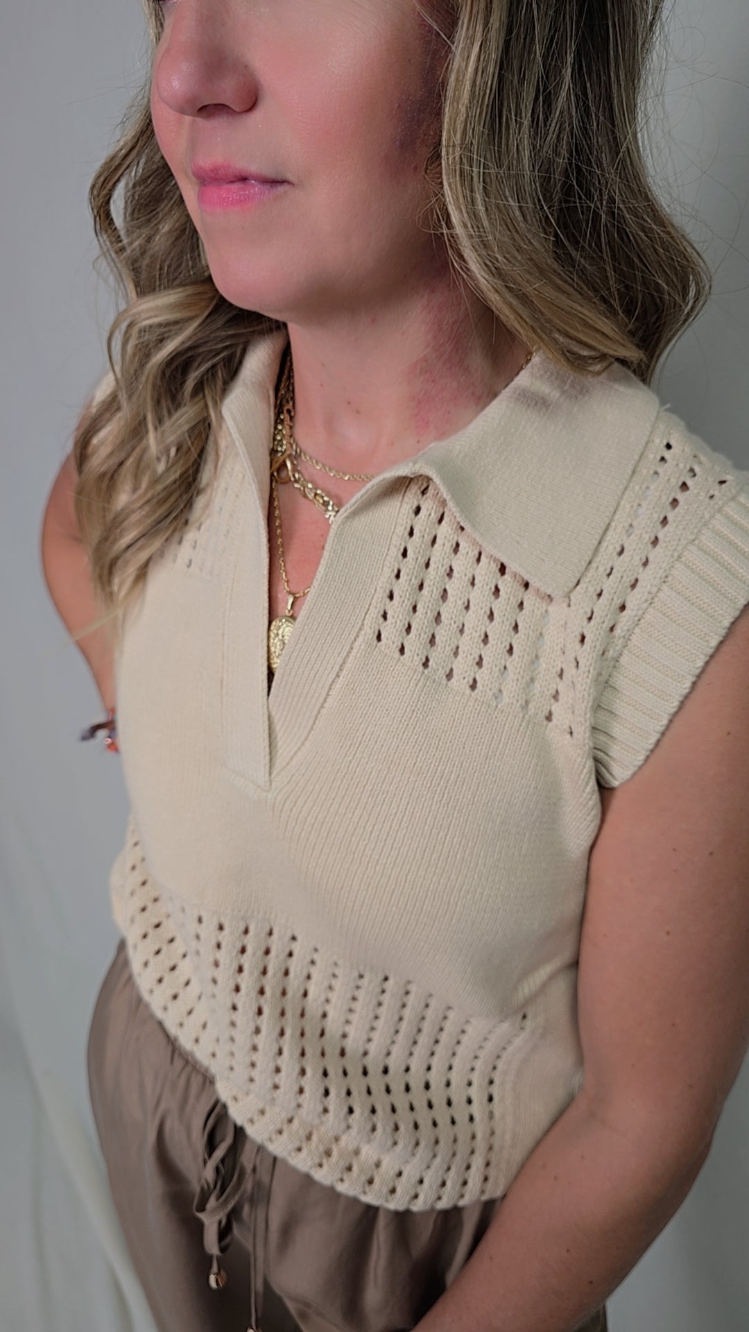 Collared Sleeveless Pointelle Knit Top
